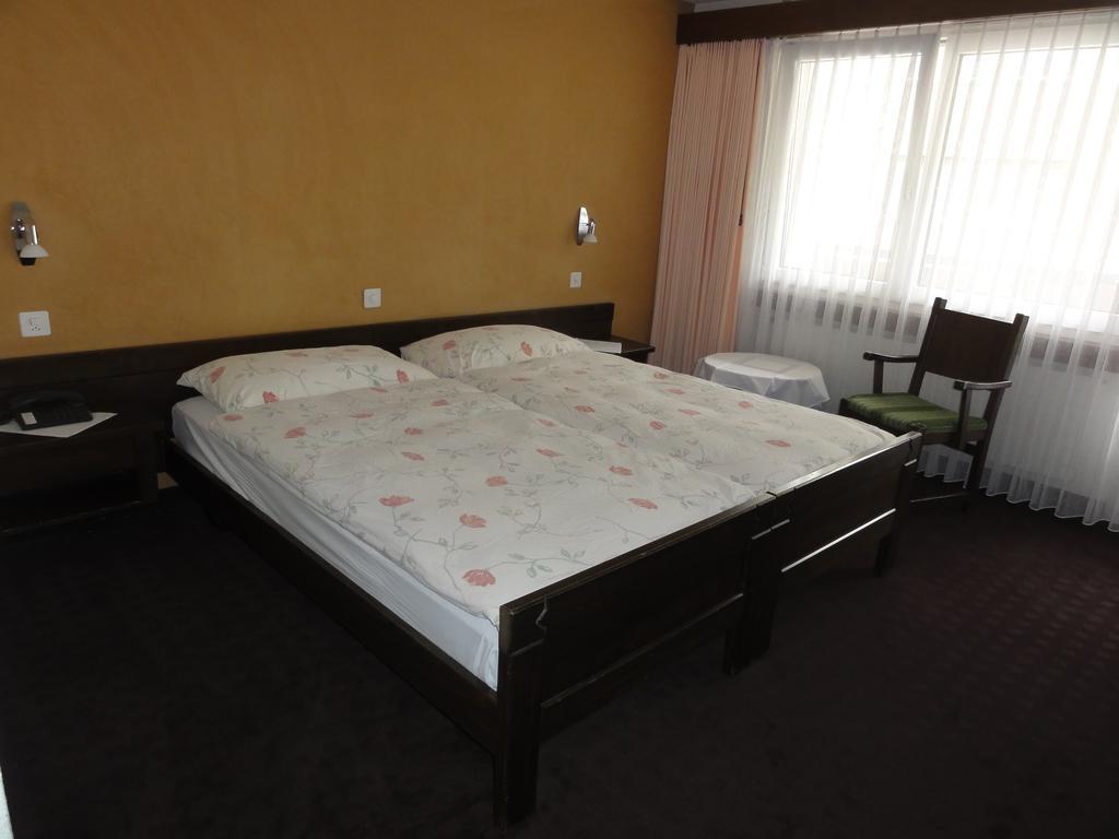 Hotel City Zermatt Room photo